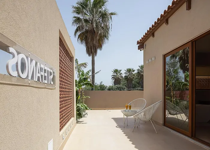 La Palma Beachfront Suites